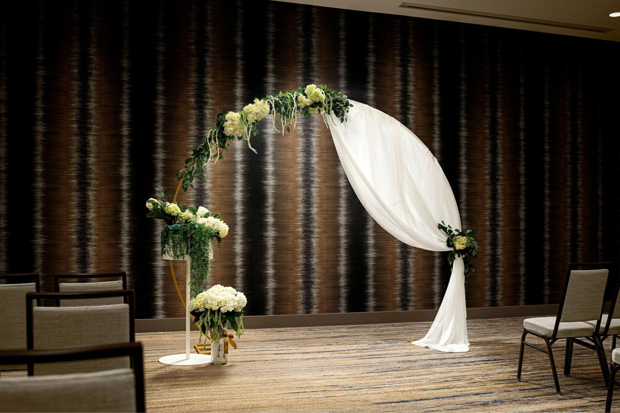 Courtyard By Marriott Dallas Downtown/Reunion District Εξωτερικό φωτογραφία